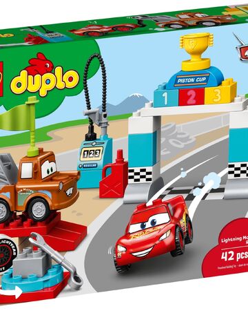 lightning mcqueen race track