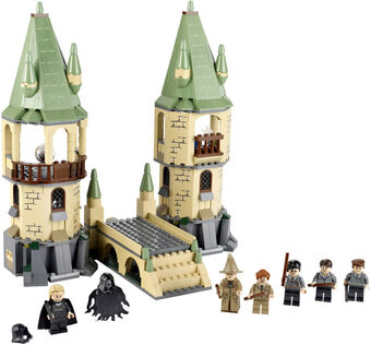 lego harry potter hogwarts castle 2010