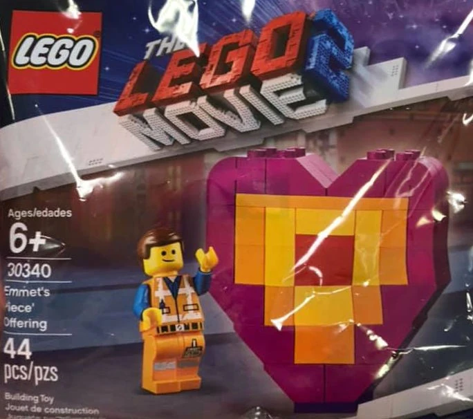 30340 Emmet S Piece Offering Brickipedia Fandom
