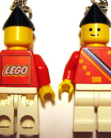 3977 Legoland Ambassador Key Chain Brickipedia Fandom - legoland roblox