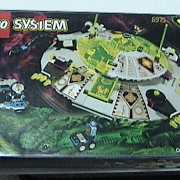 lego alien spaceship