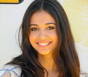 Feature-naomi scott as mo in lemonade mouth