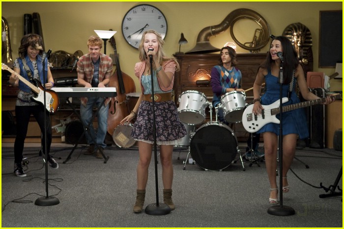 lemonade mouth somebody