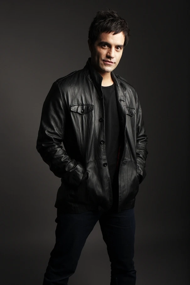 Ramin Karimloo Les Misérables Wiki FANDOM powered by Wikia