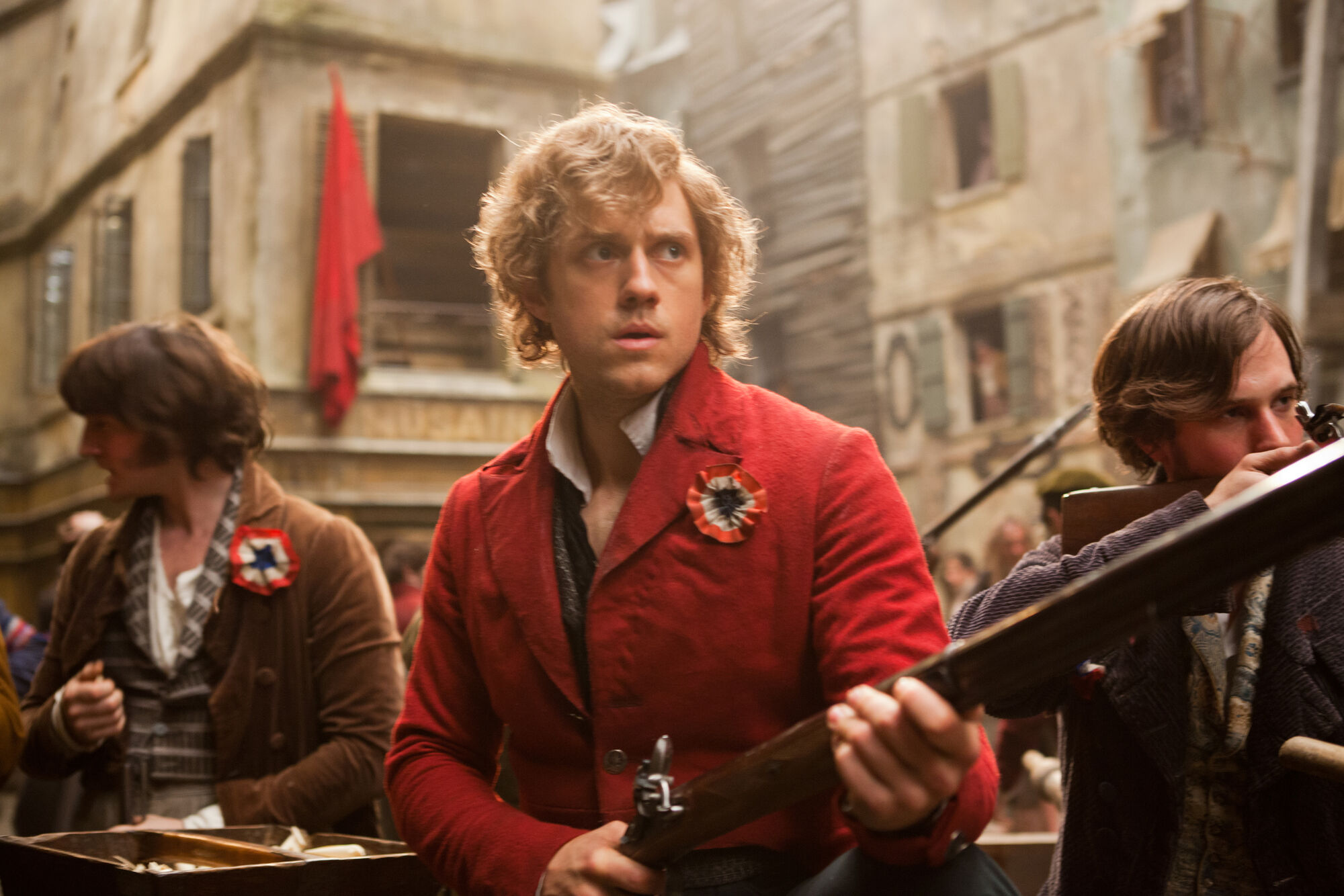 https://vignette.wikia.nocookie.net/lesmiserables/images/c/cc/Enjolras_2012.jpg/revision/latest/scale-to-width-down/2000?cb=20140228034335