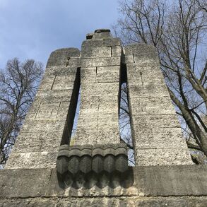 Adler2018