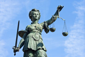 Lady-Justice