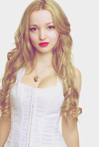 File:Dove Cameron150.jpg