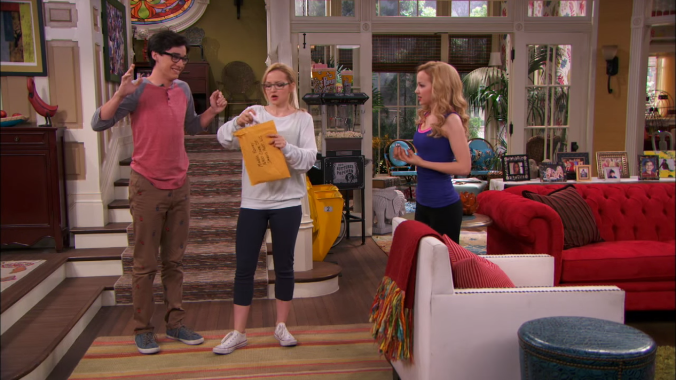 Flashback A Rooney Liv And Maddie Wiki Fandom