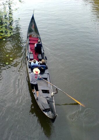 File:Gondoliere.jpg