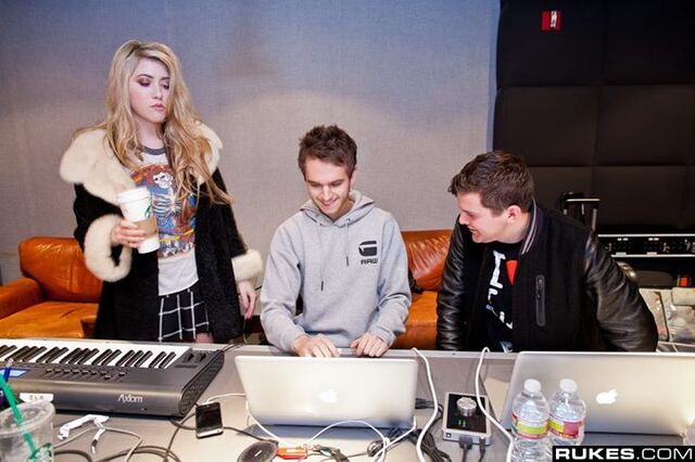File:Zedd and LIZ (4).jpg