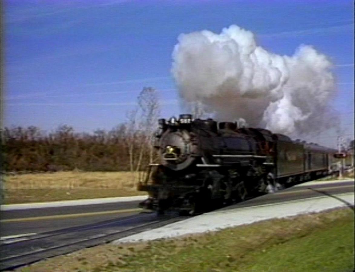 587 2