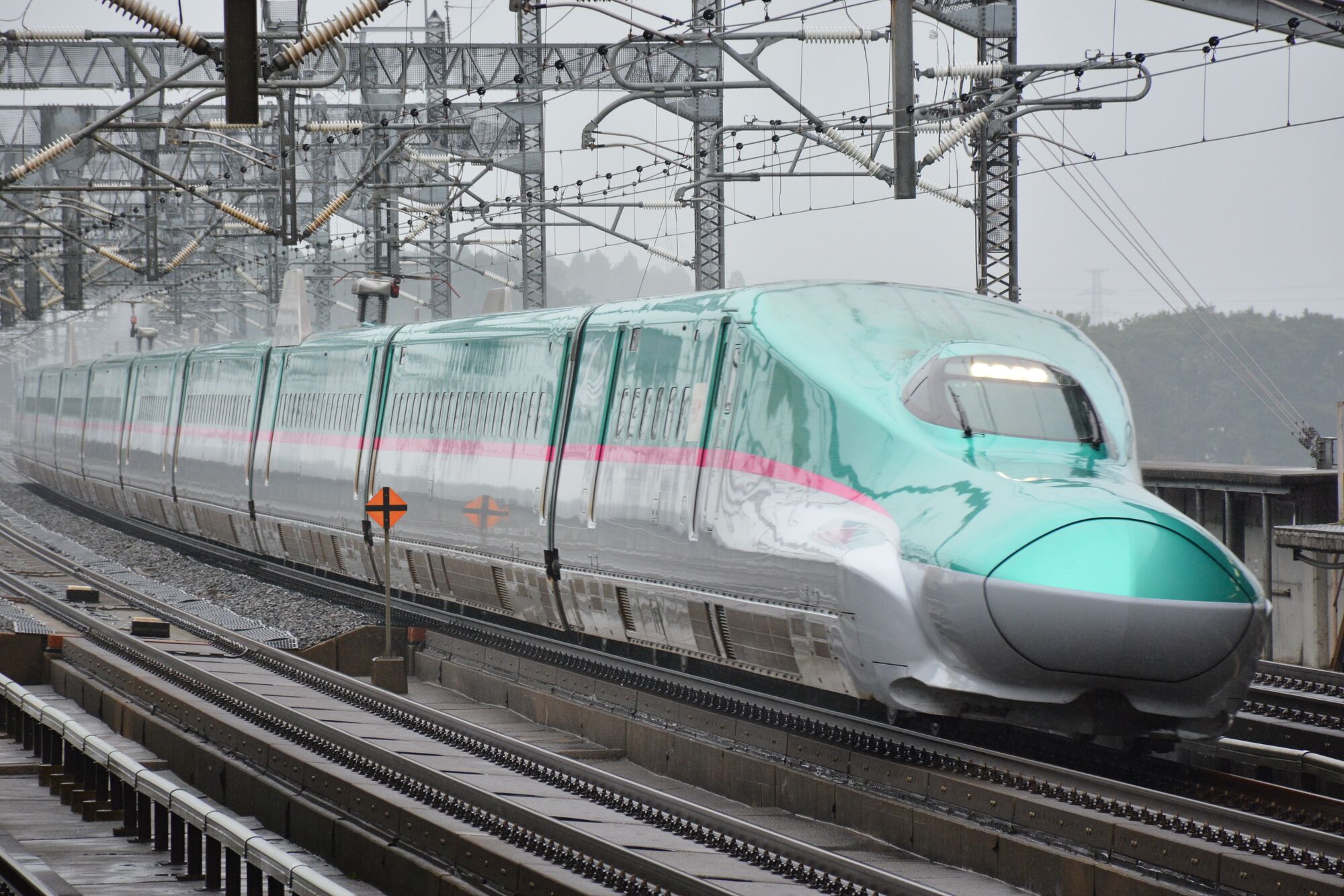 Image result for Shinkansen H5 and E5