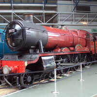 hogwarts castle locomotive