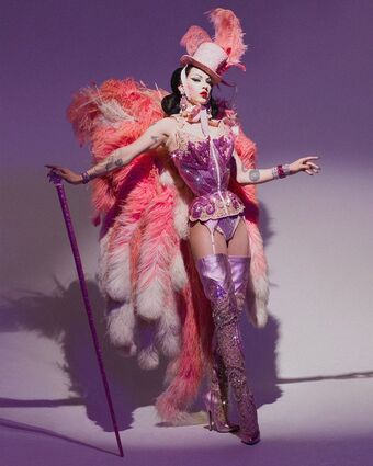 violet chachki doll