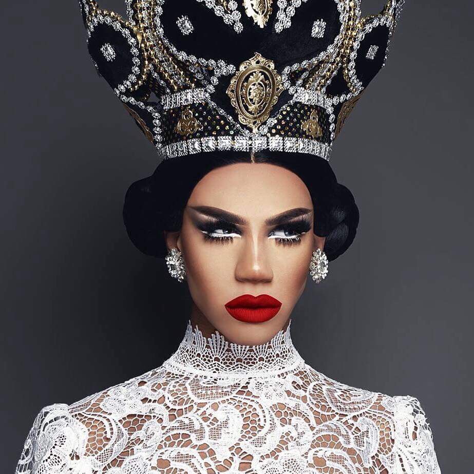 Image Naomi Smalls Queen.jpg RuPaul's Drag Race Wiki FANDOM