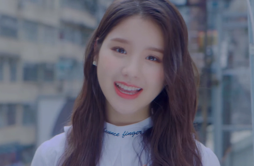 Image - LOONA 1-3 Love & Live MV 19.PNG | LOOΠΔ Wiki | FANDOM powered