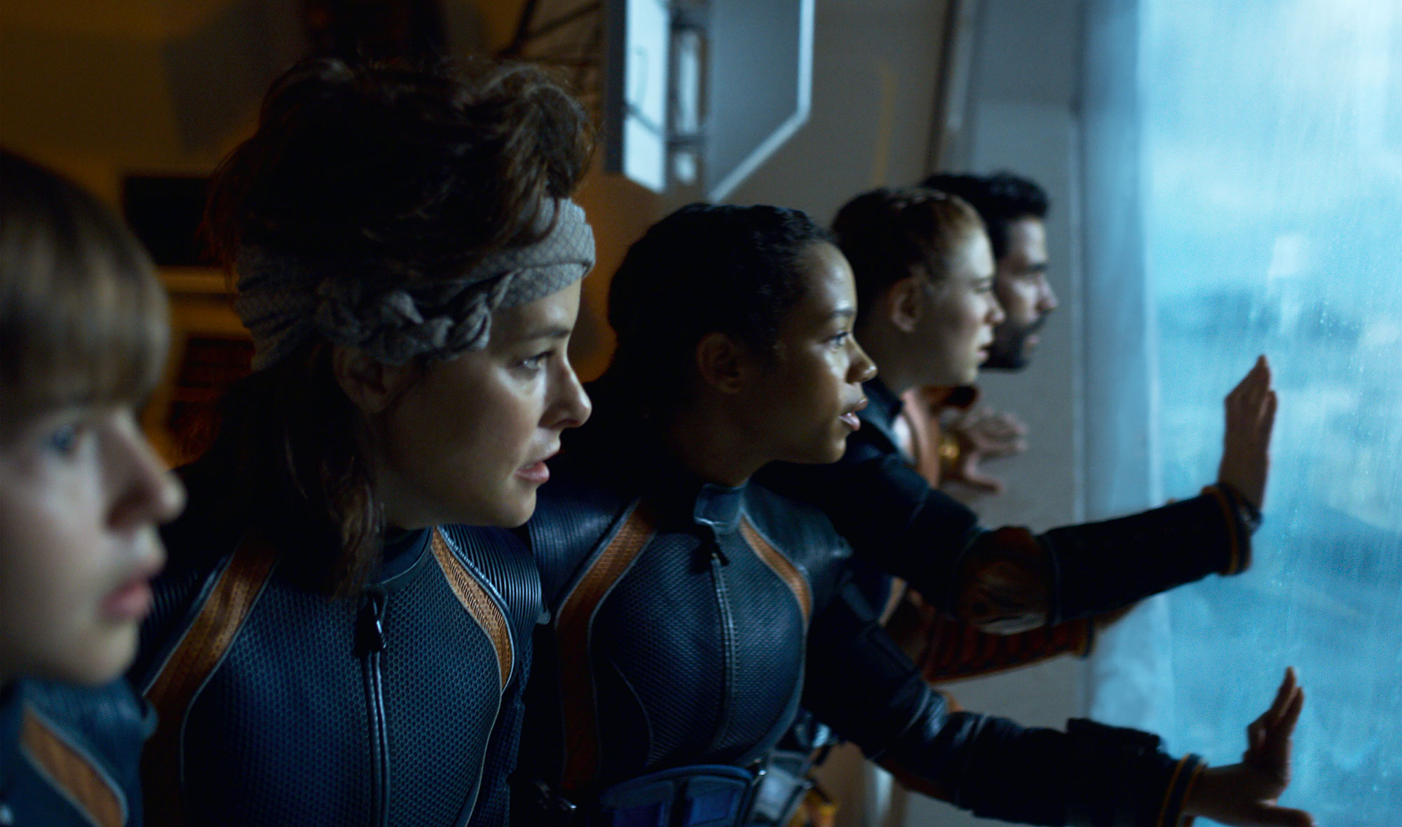 lost in space shipwrecked
