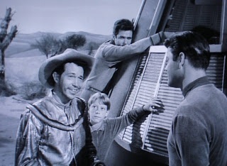 lost in space welcome stranger