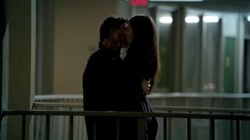 Elena & Damon Kiss S3E19 (2)