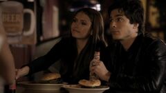 Elena & Damon S1E11 (2)