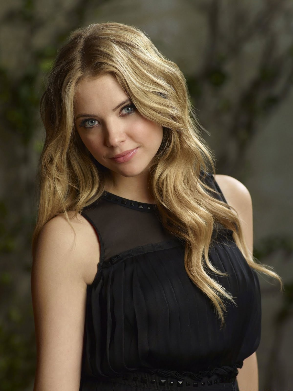 Hanna Marin Love Interest Wiki Fandom Powered By Wikia 