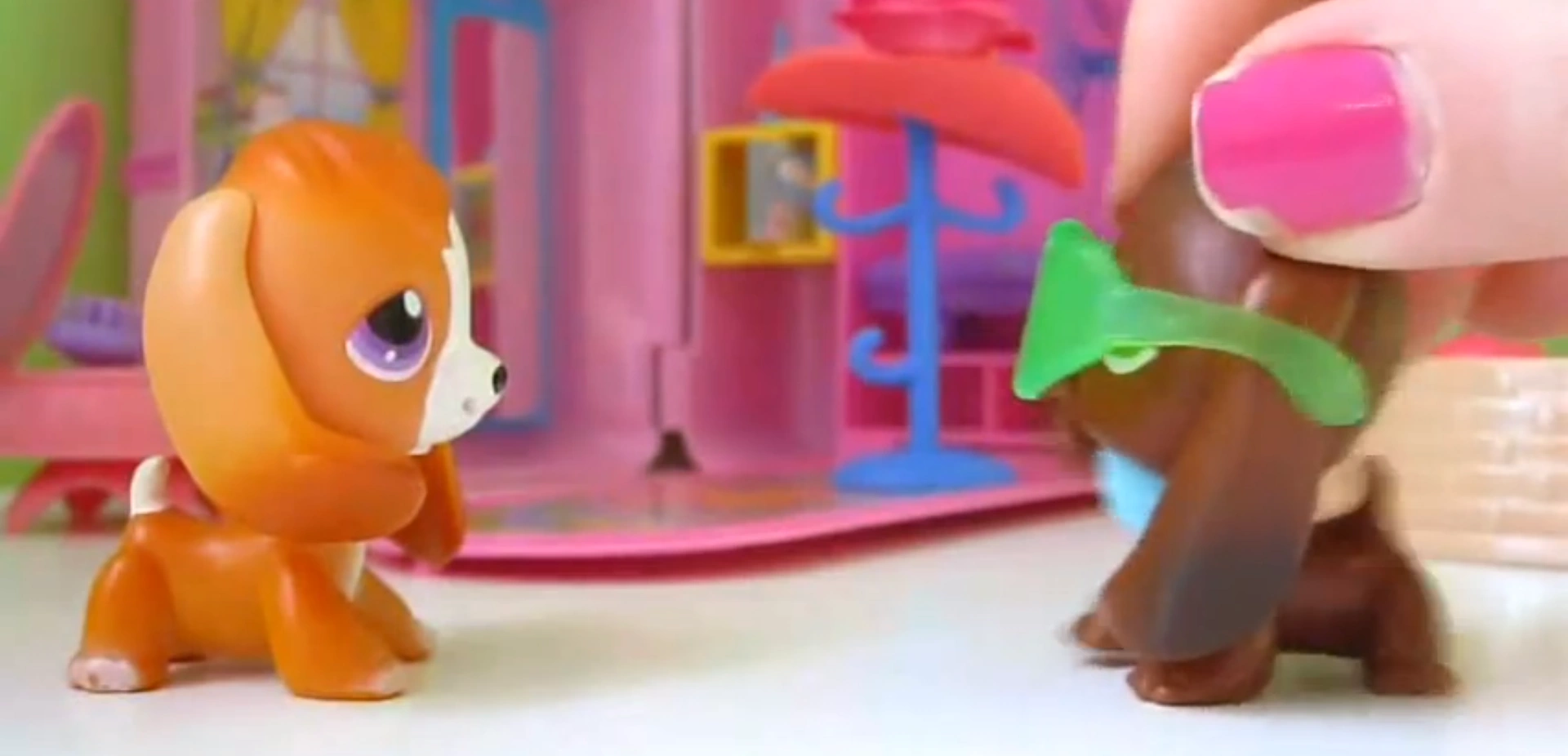 Mrs. Reed/Gallery Lpspopular Wiki FANDOM powered by Wikia