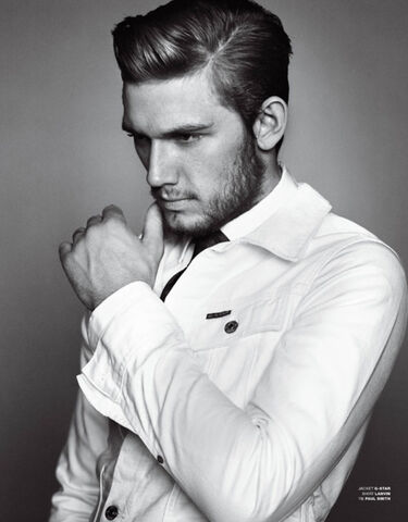 File:Ildarion Elessar1.jpg