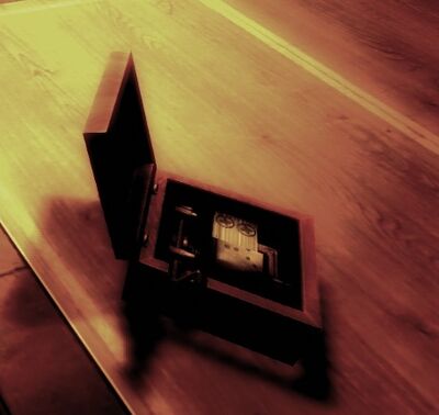 Music box table