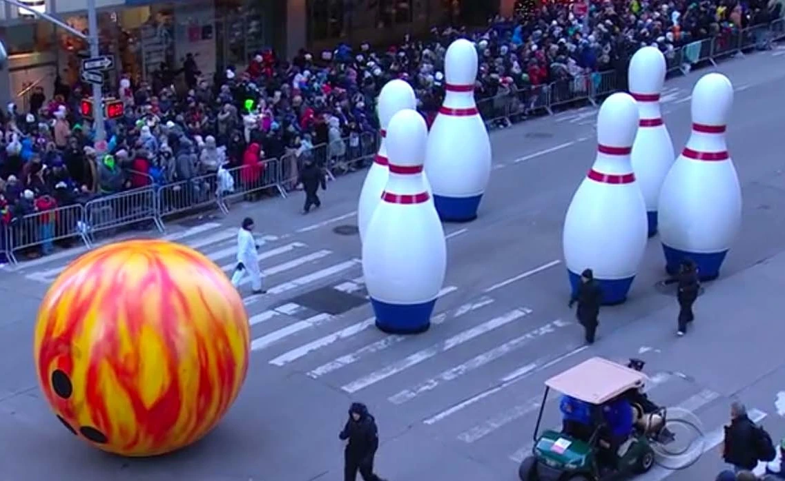 Go Bowling Macy's Thanksgiving Day Parade Wiki Fandom