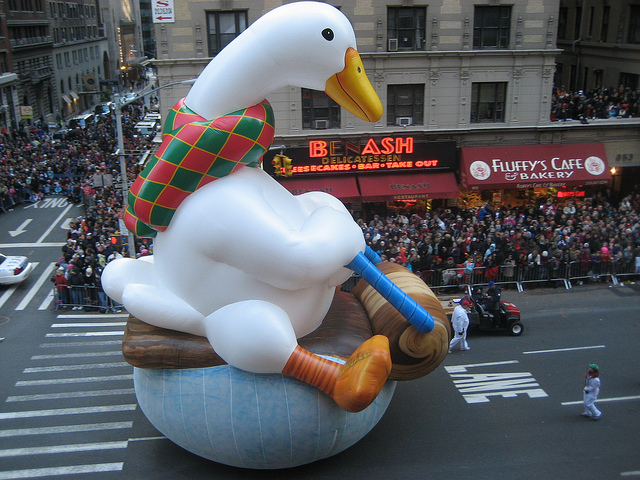 aflac duck macy s thanksgiving day parade wiki fandom powered by