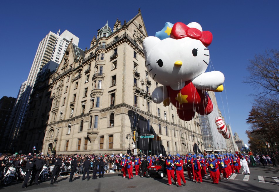 Hello Kitty Macy's Thanksgiving Day Parade Wiki FANDOM powered by Wikia