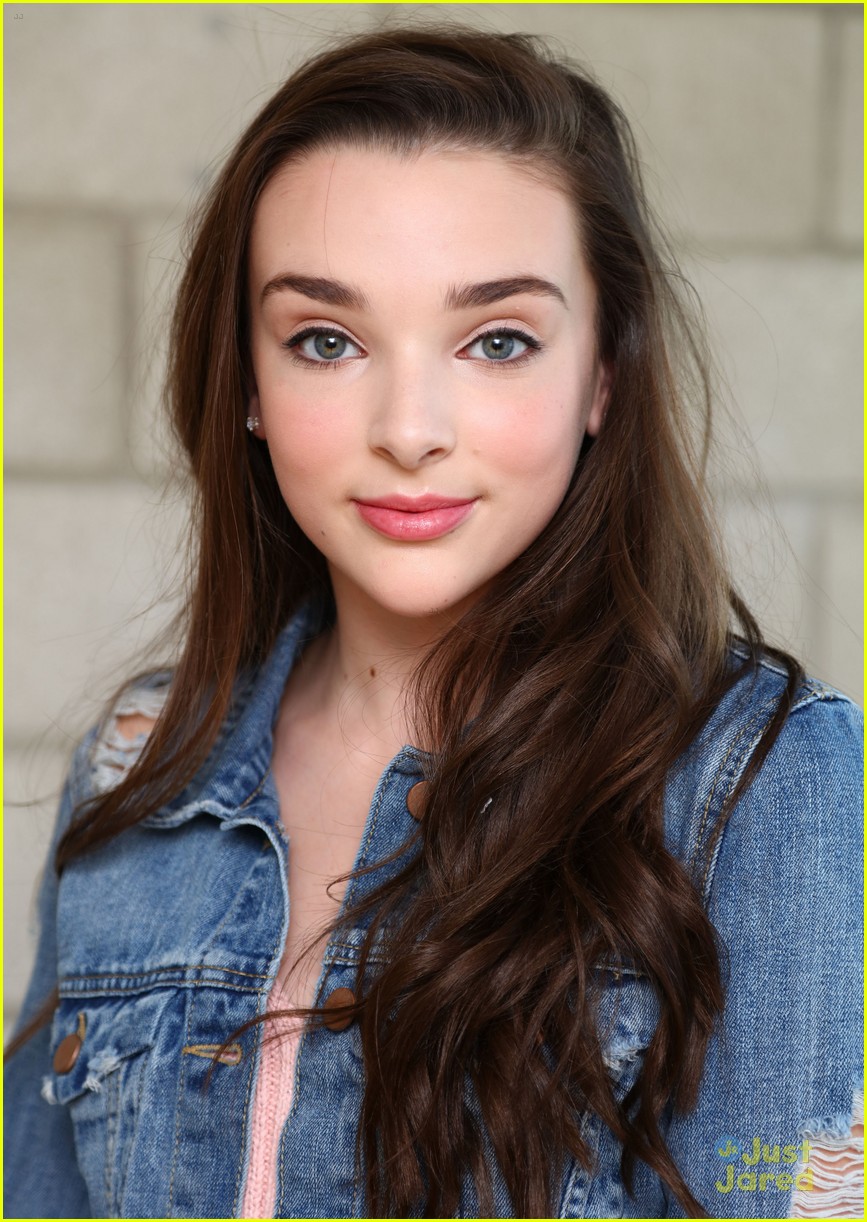 Kendall Vertes Maddie Ziegler Wiki Fandom Powered By Wikia