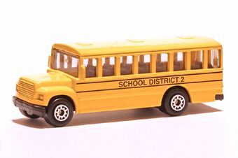 maisto school bus