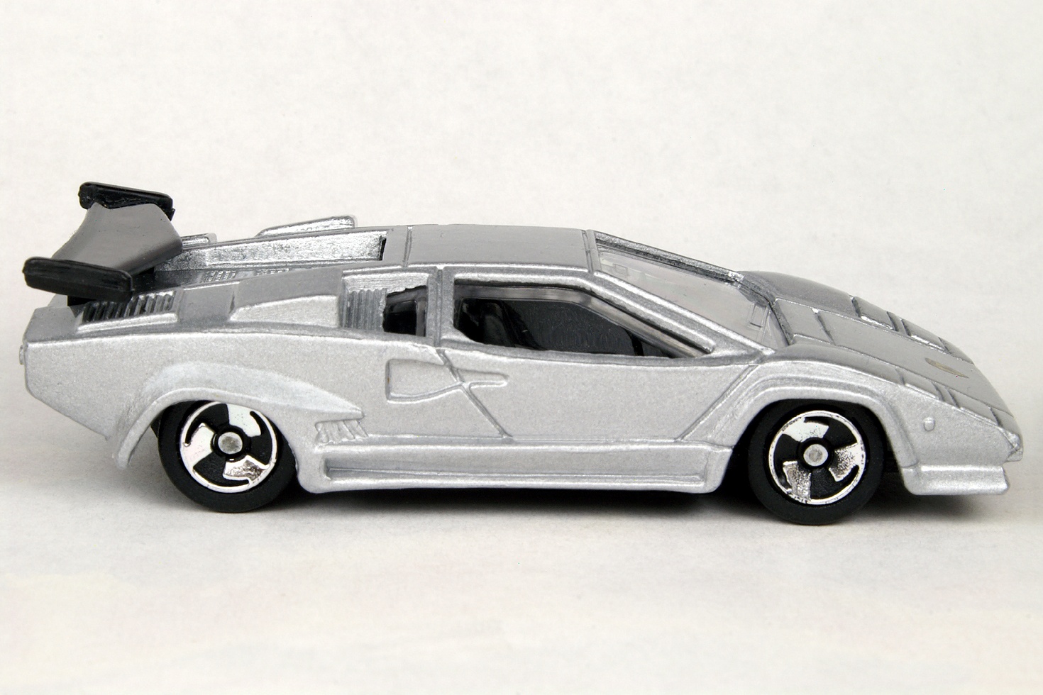 maisto lamborghini countach