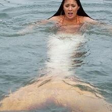 Evie Mclaren Mako Mermaids Wiki Fandom