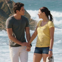Evie Mclaren Mako Mermaids Wiki Fandom
