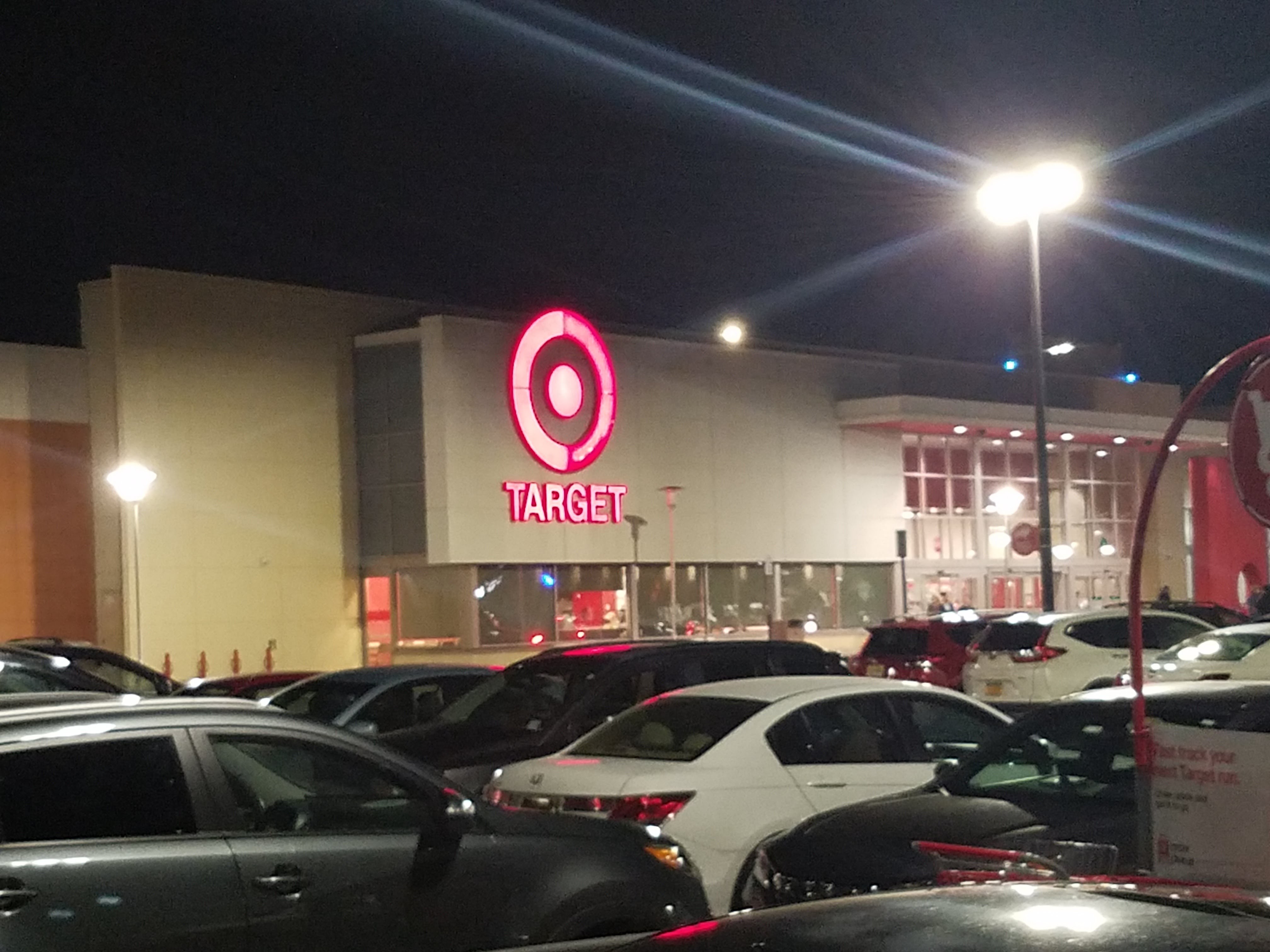 nike outlet bergen town center