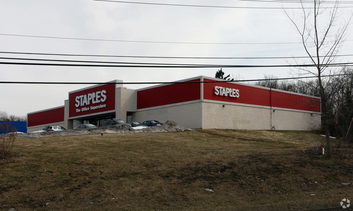 Staples Malls and Retail Wiki Fandom