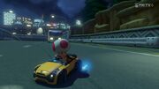 Toad-Toad'sTurnpike-MK8