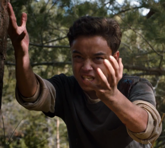 Archivo:Julio Richter (Tierra-17315) de Logan (película).png