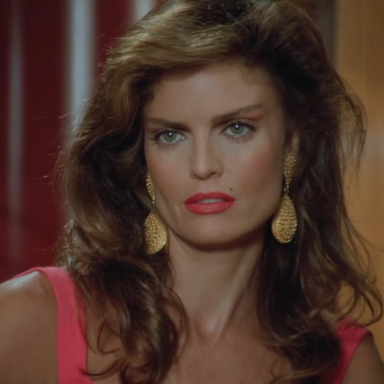 Actors:Tracy Scoggins | DC Database | FANDOM powered by Wikia