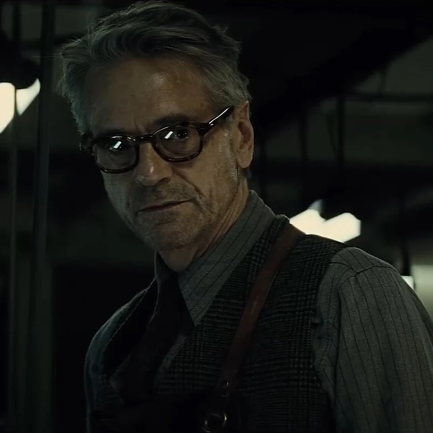 Jeremy Irons/Gallery DC Database Fandom