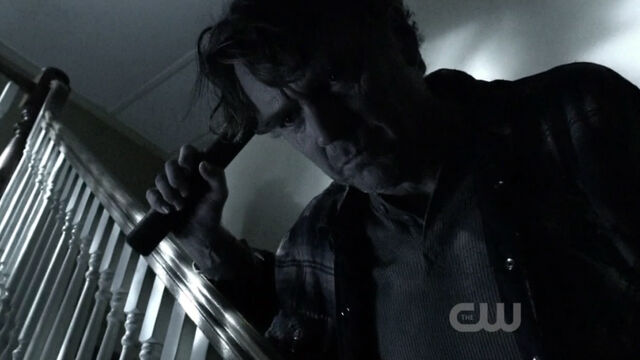 File:Jonathan Kent Smallville Earth-2 001.jpg