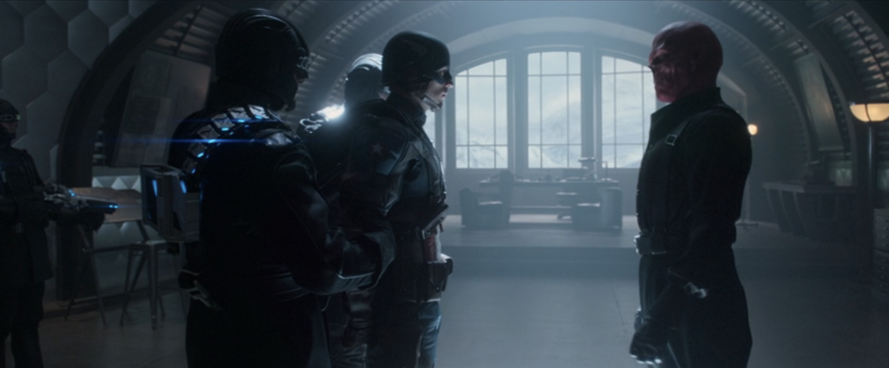 https://vignette.wikia.nocookie.net/marvelcinematicuniverse/images/5/5c/Cap-and-Red-Skull-Movie.jpg/revision/latest?cb=20121007091532