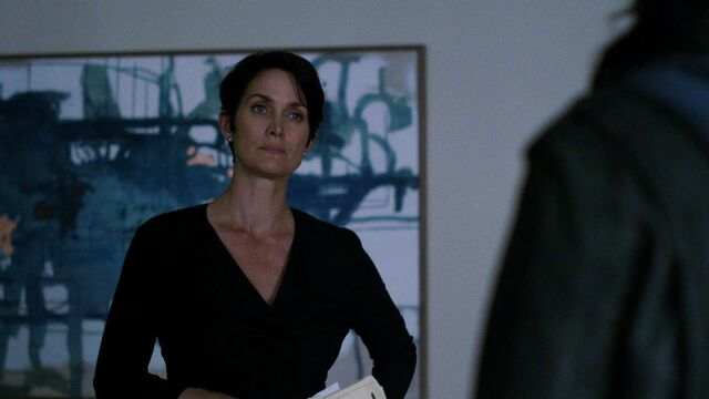 File:JHogarth-S1E3-Painting.jpg