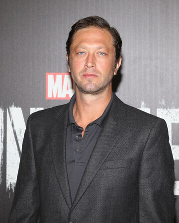 Ebon Moss Bachrach Marvel Cinematic Universe Wiki Fandom