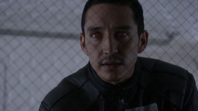 File:RReyes-RedEyes-S4E4.jpg