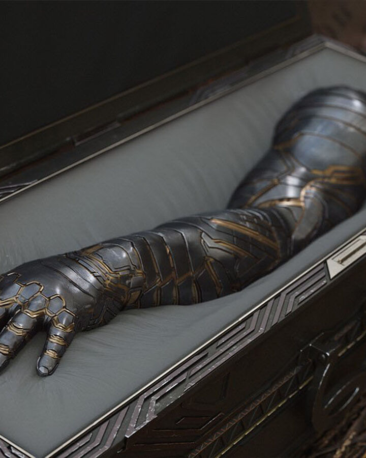 Winter Soldier S Prosthetic Arm Marvel Cinematic Universe Wiki