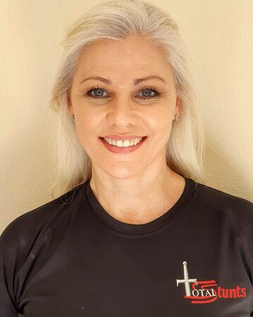 Stunt Lee Anne Liebenberg - Love Meme